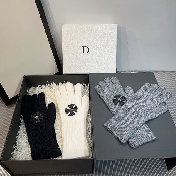 Chrome Hearts Gloves (3+ Colorways)